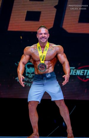 REAL NOVICE MEN‘S PHYSIQUE